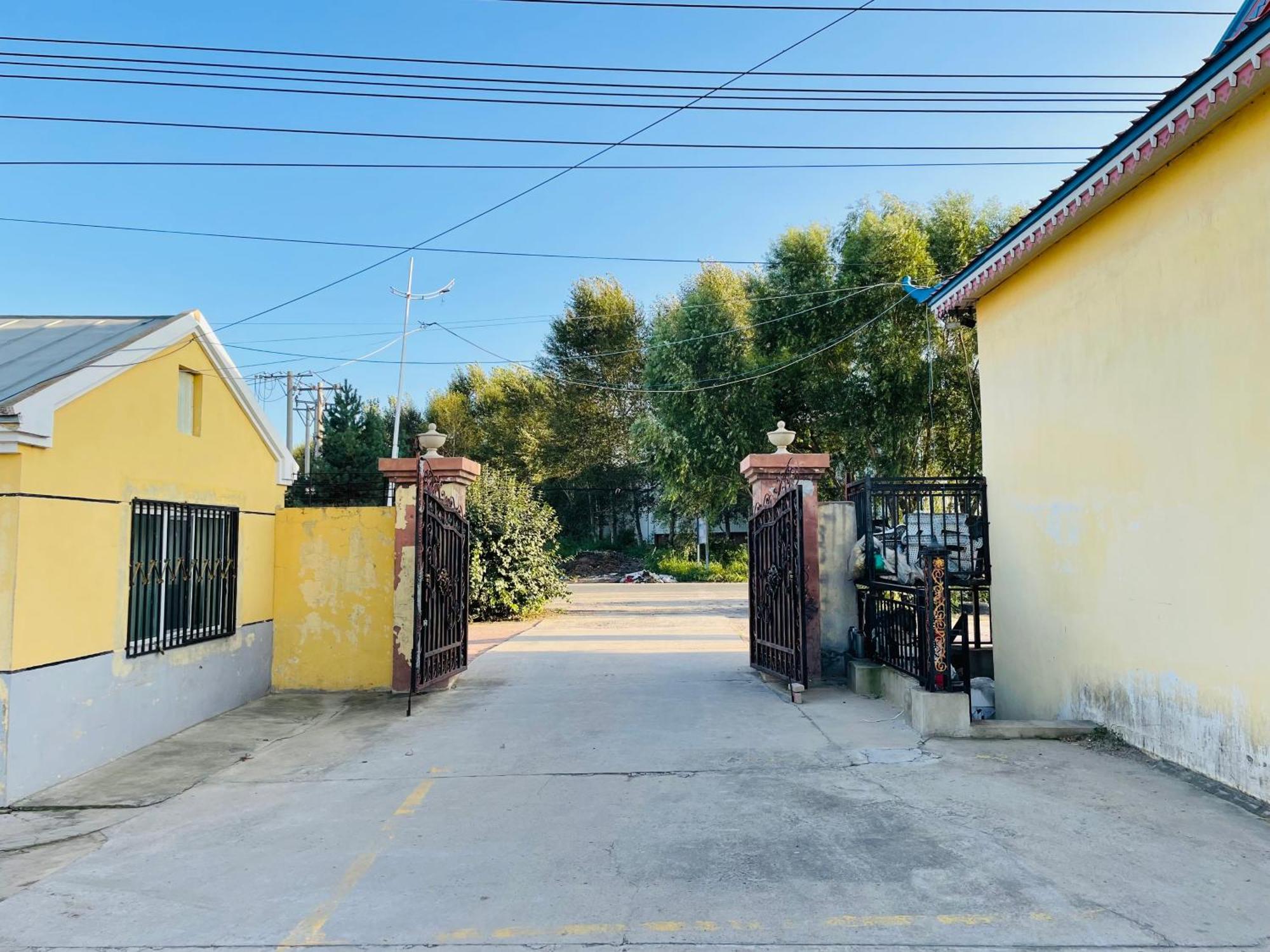哈尔滨机场东方红运宾馆 Hotel Exterior foto