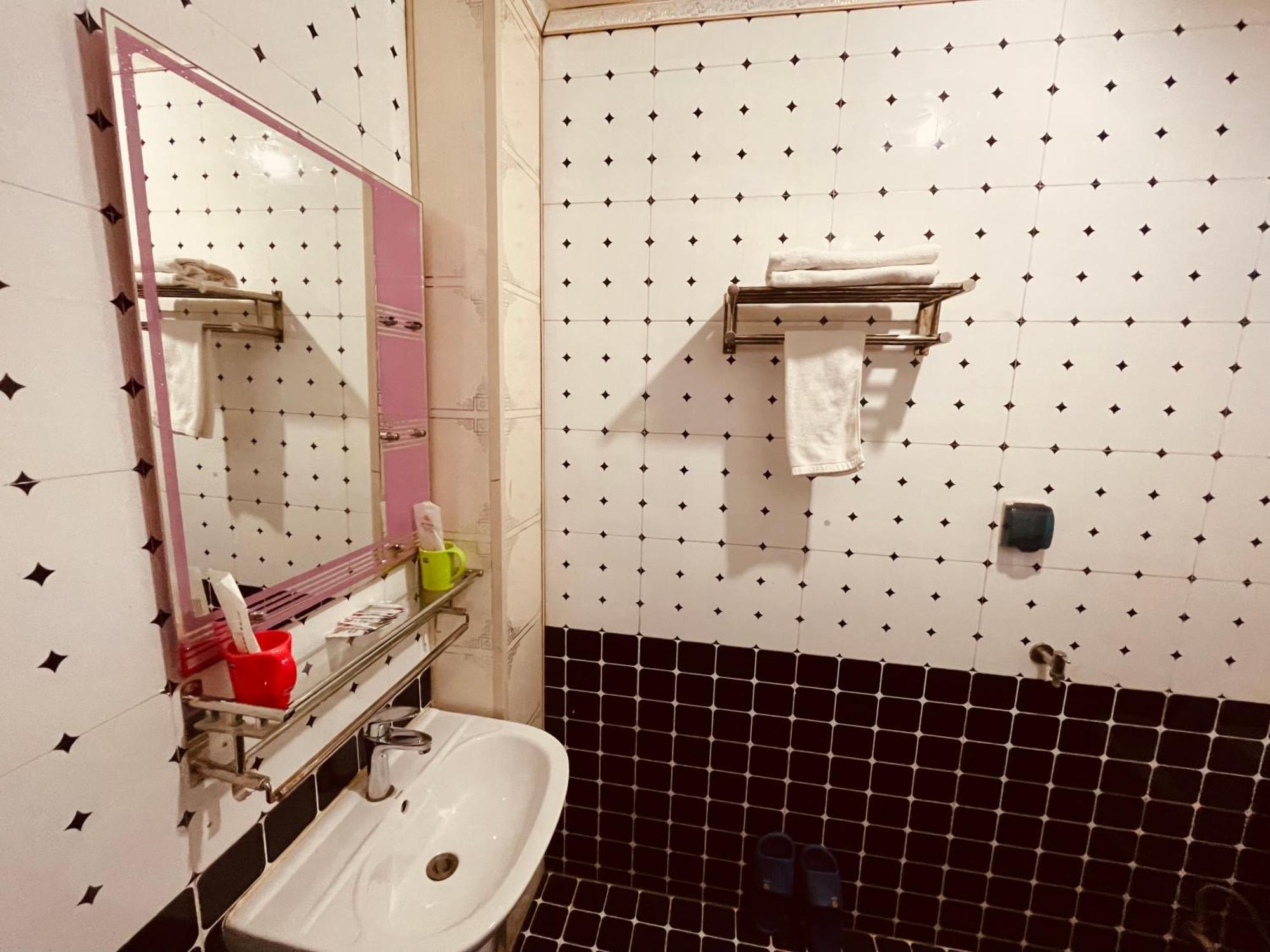 哈尔滨机场东方红运宾馆 Hotel Cameră foto