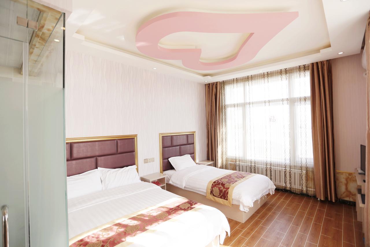 哈尔滨机场东方红运宾馆 Hotel Exterior foto